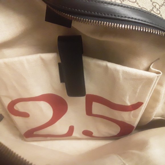 Gucci - Picture 3 of 4